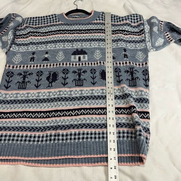 Vintage 80’s Mom Sweater w/Home Chicken & People - Picture 3 of 6